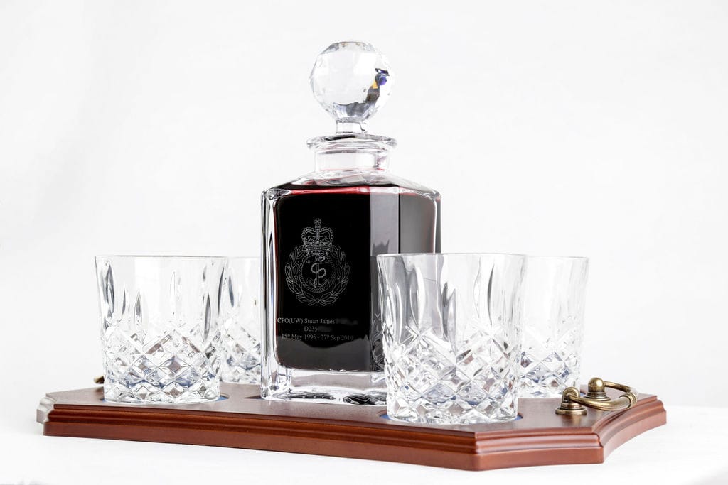 4 Glass Crystal Decanter Set With Wooden Tray - Image 2