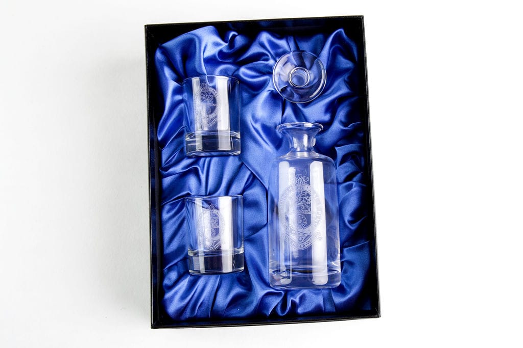 Mini 2 Shot Glass Decanter Set - Image 3