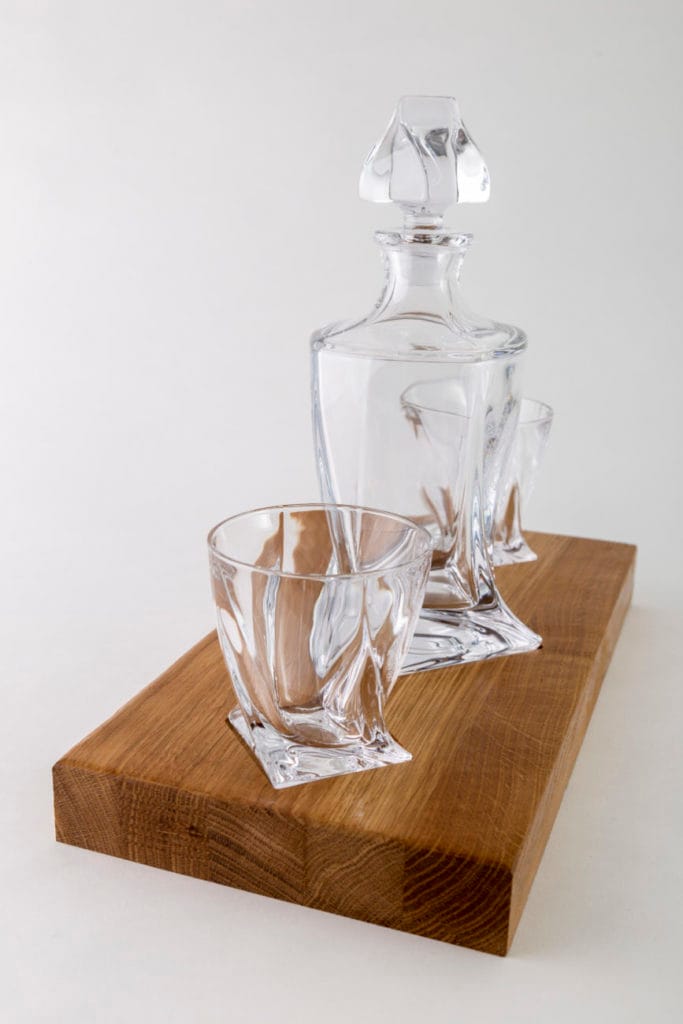 2 Glass 'Twisted' Decanter Set with Oak Tray | Twisted Decanter Set - Image 8