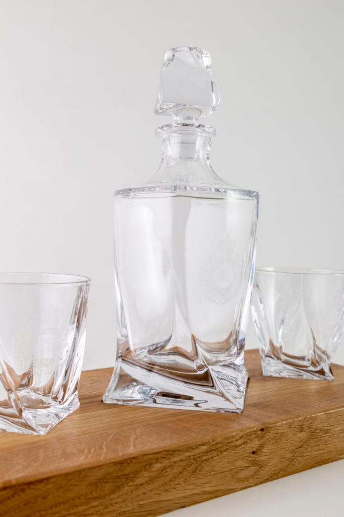 2 Glass 'Twisted' Decanter Set with Oak Tray | Twisted Decanter Set - Image 7