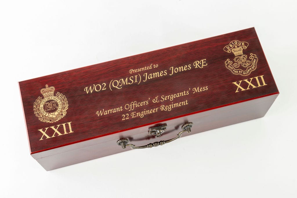 Rosewood Engraved Single Wine Box With Tools - Image 5
