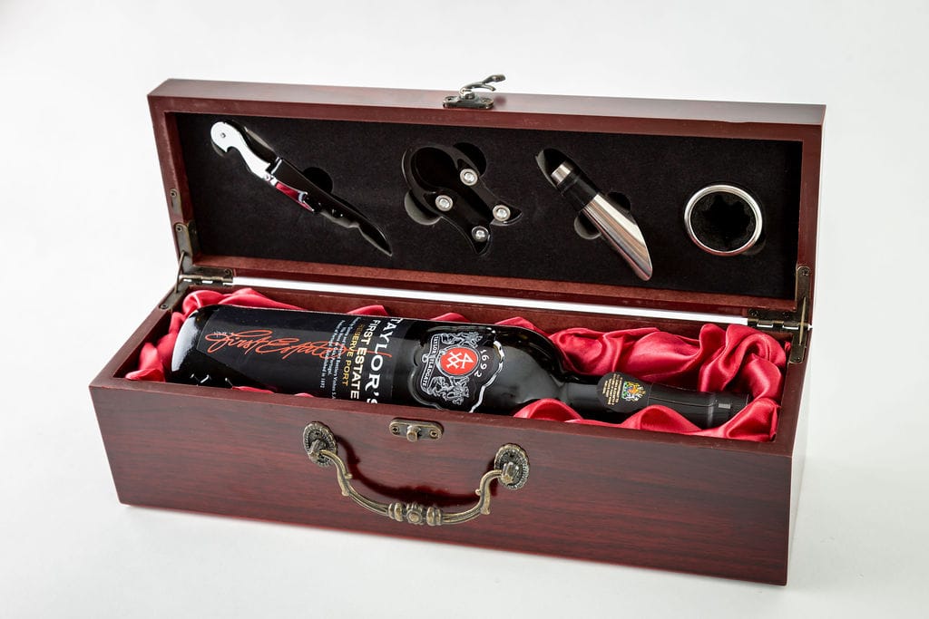 Rosewood Engraved Single Wine Box With Tools - Image 6