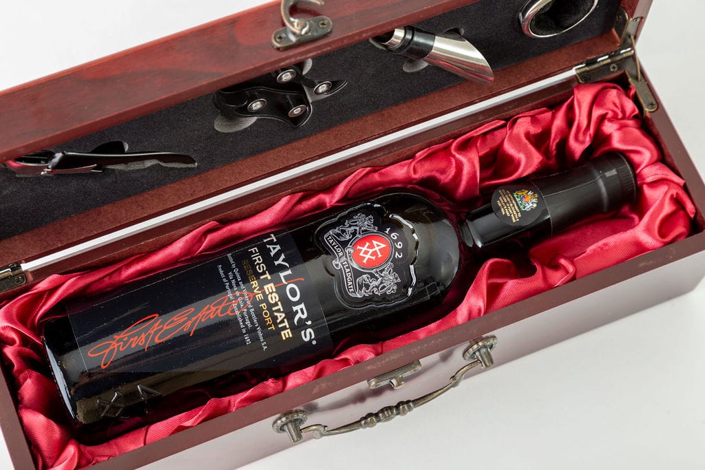 Rosewood Engraved Single Wine Box With Tools - Image 4
