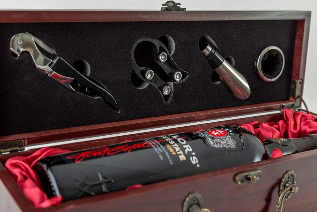 Rosewood Engraved Single Wine Box With Tools - Image 2