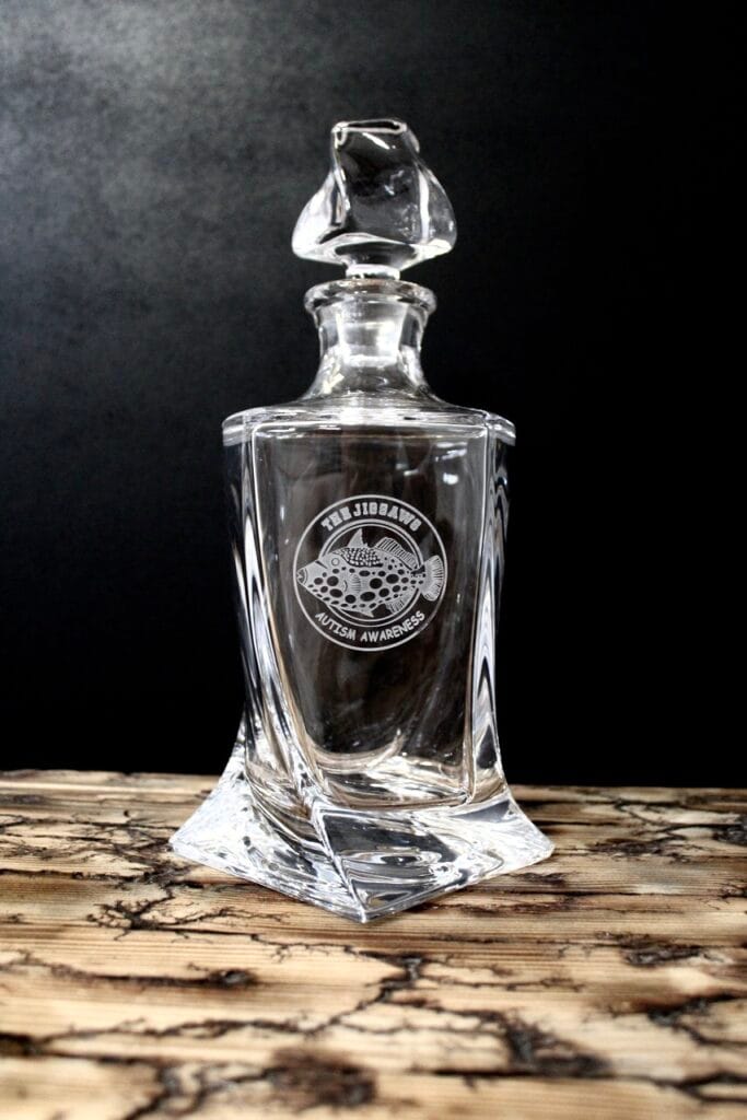 2 Glass 'Twisted' Decanter Set in Presentation box | Twisted Decanter - Image 7