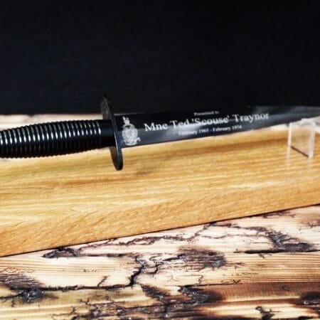 FS Commando Dagger Stand