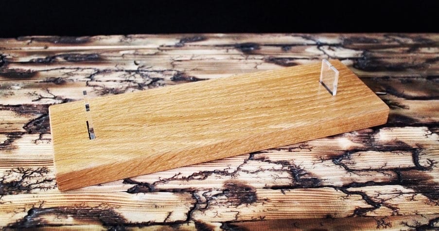 FS Commando Dagger Stand - Solid Oak - Image 3