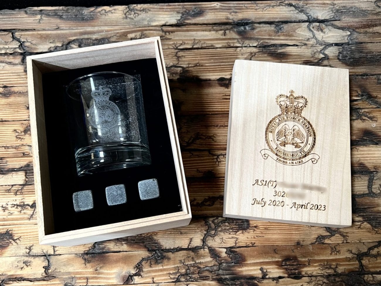 Single Engraved Military Whisky Glass in Wooden Presentation Box - Image 5