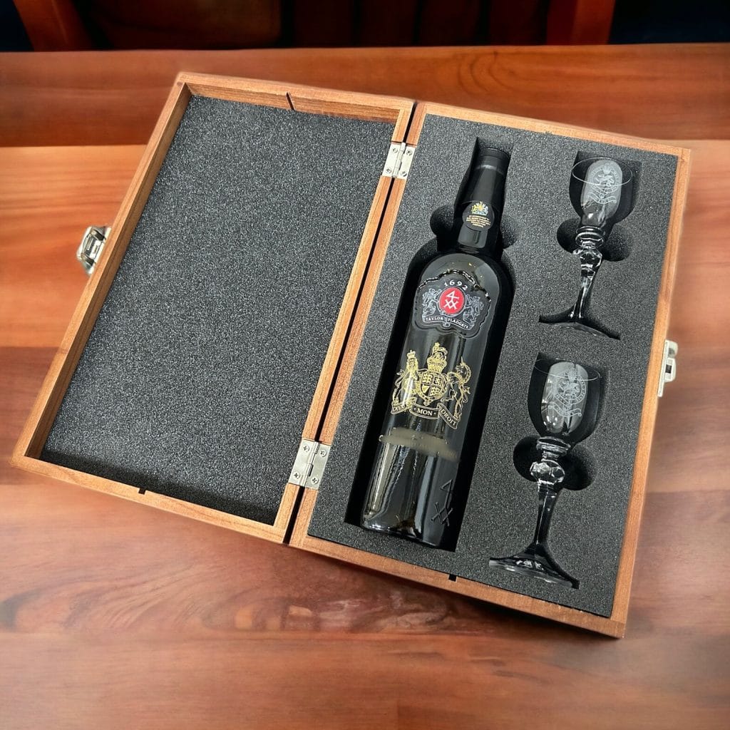 Engraved Double Presentation Box Elm Wood With Engraved Glasses - Image 6