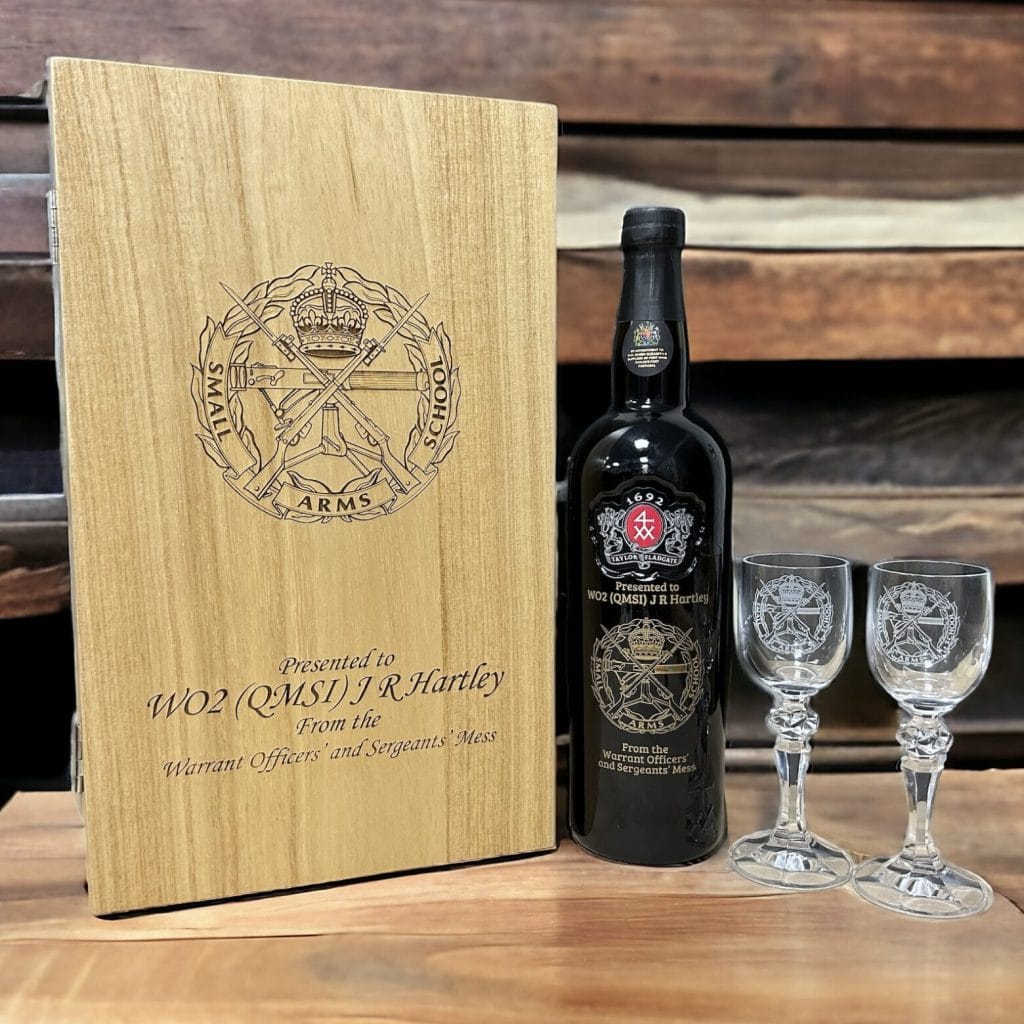 Engraved Double Presentation Box Light Wood - Image 4